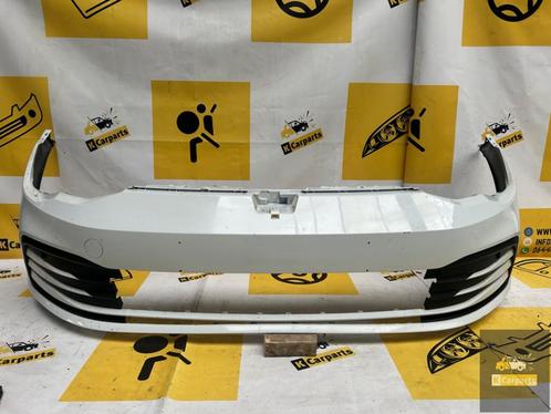 Bumper Volkswagen Golf 8 origineel voorbumper 5H0807221H, Auto-onderdelen, Carrosserie, Bumper, Volkswagen, Voor, Gebruikt