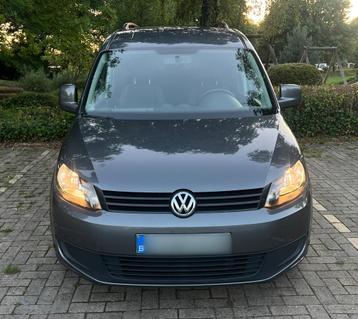 VW CADDY MAXI Diesel DSG quelques km modifié Pmr 1er prop, Autos, Carnet d'entretien, Adapté aux personnes handicapées, 5 portes