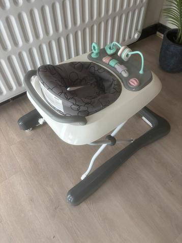Trotteur bébé beschikbaar voor biedingen
