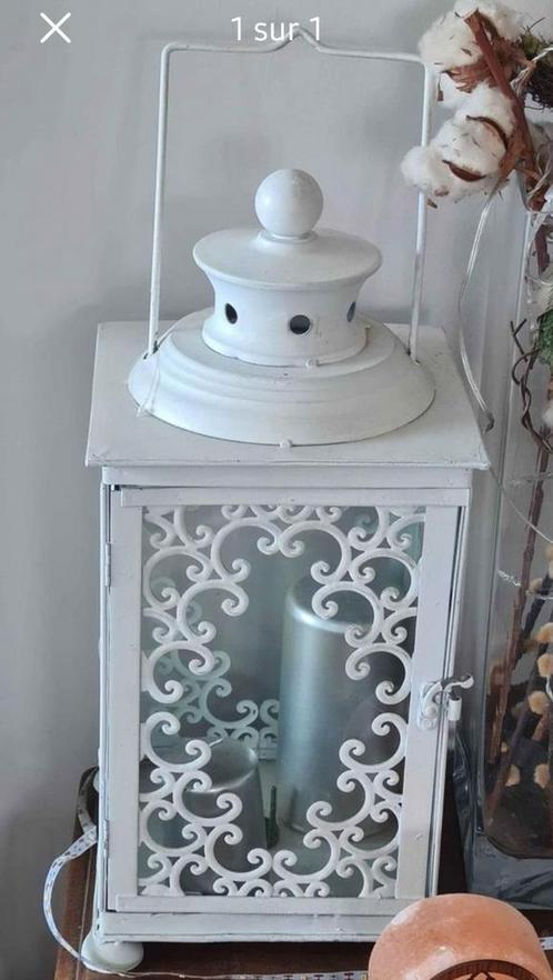 Lanterne en métal blanc 40 cm H x 20 cm l., Huis en Inrichting, Woonaccessoires | Kandelaars en Kaarsen, Zo goed als nieuw, Metaal