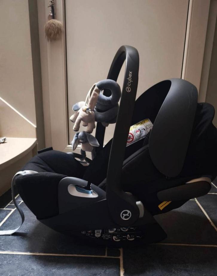 Cybex cloud Z + base Z rotative 360, Enfants & Bébés, Sièges auto, Comme neuf, Autres marques, 0 à 13 kg, Isofix, Enlèvement