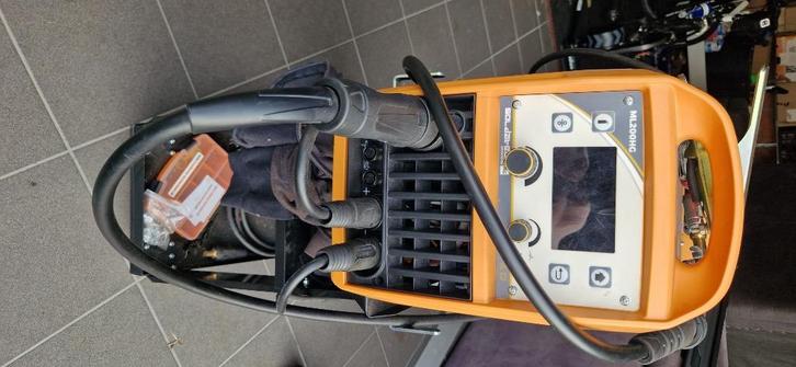 MIG MAG lasapparaat synergetisch 200A, Doe-het-zelf en Bouw, Gereedschap | Lasapparaten, Zo goed als nieuw, Overige typen, 150 tot 250 ampère