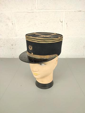 Franse kepie kapitein koloniale troepen model 1931 beschikbaar voor biedingen