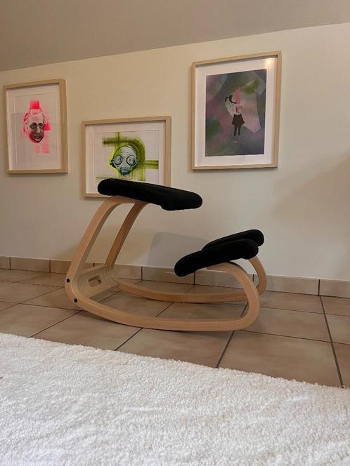 Varier Stokke Variable Balans kniestoel, Huis en Inrichting, Bureaustoelen, Gebruikt, Bureaustoel, Zwart, Ergonomisch, Ophalen