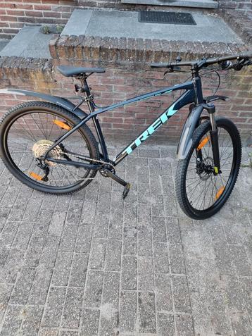 Fiets Trek Marlin 6. 29 inch. maat XXL. beschikbaar voor biedingen