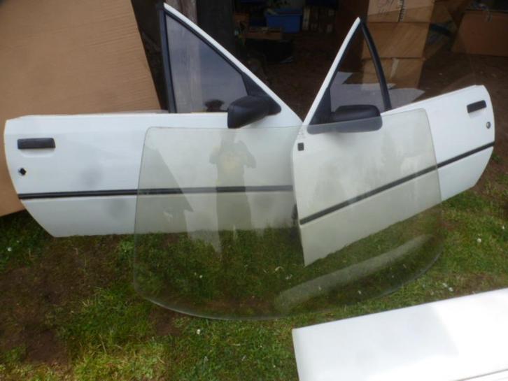 PEUGEOT 205 CABRIOLET: 1 rechterdeur, 2 lampen, enz, Auto-onderdelen, Carrosserie, Deur, Peugeot, Voor, Rechts, Gebruikt, Ophalen