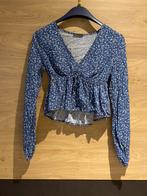 Blauw met witte bloemetjes topje, Vêtements | Femmes, Tops, Berska, Comme neuf, Manches longues, Enlèvement