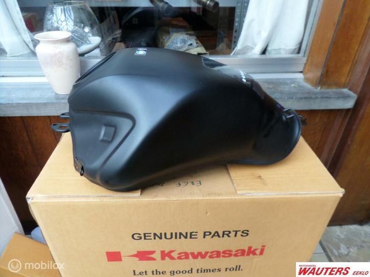 Benzinetank z650-2014 kawasaki, Motoren, Onderdelen | Kawasaki, Gebruikt, Ophalen of Verzenden