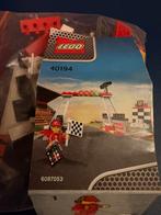 Lego 40194 finish en podium formule 1, Kinderen en Baby's, Speelgoed | Duplo en Lego, Ophalen of Verzenden, Zo goed als nieuw