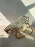 Rotan lounge Chair, Huis en Inrichting, Ophalen, Zo goed als nieuw