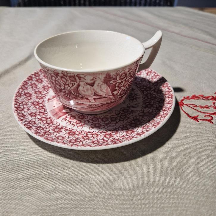 Tasse et sous tasse, Antiek en Kunst, Antiek | Keramiek en Aardewerk, Ophalen of Verzenden
