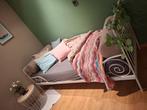 Wit ijzeren 1persoonsbed..., Huis en Inrichting, Slaapkamer | Bedden, Ophalen, Wit