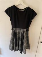 Verschillende kleedjes te koop, Ophalen, Zo goed als nieuw, Maat 38/40 (M), Knielengte