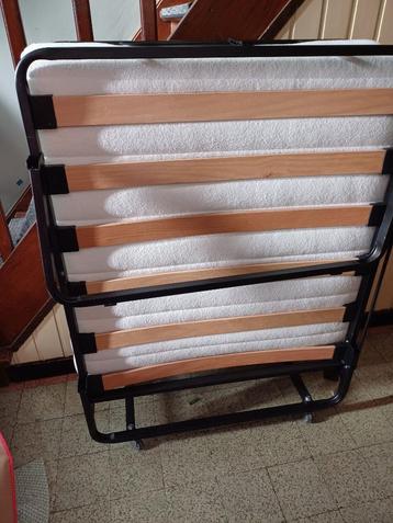 tekoop een persoons plooibedje met latenbodem en matras, 90 cm, Enlèvement, Noir, Une personne