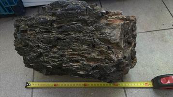Grote dragon stone beschikbaar voor biedingen