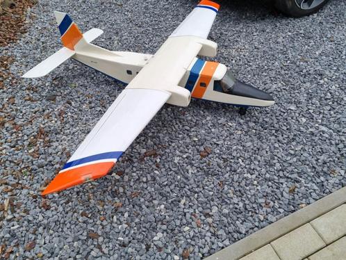 Modelvliegtuig Dornier Do-228 PH-CGN + pneum. landingsgestel, Hobby en Vrije tijd, Modelbouw | Radiografisch | Vliegtuigen, Gebruikt