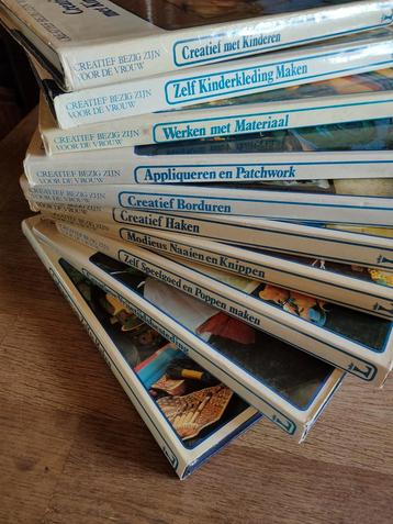 10 boeken uit de reeks Creatief bezig zijn voor de vrouw  beschikbaar voor biedingen