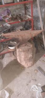 ijzeren aambeeld 250 kg, Ophalen, Gebruikt