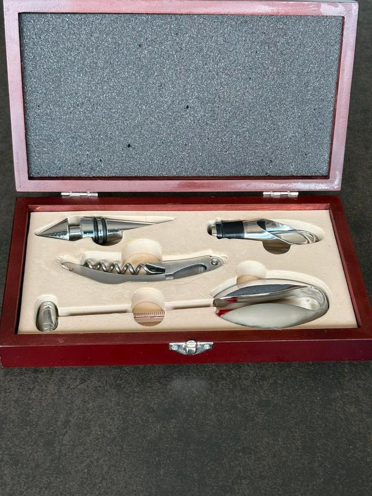 Set d’accessoires pour vin, Verzamelen, Wijnen, Gebruikt, Rode wijn, Ophalen of Verzenden