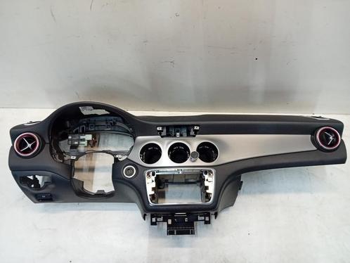 DASHBOARD Mercedes-Benz CLA Shooting Brake (117.9), Auto-onderdelen, Dashboard en Schakelaars, Mercedes-Benz, Gebruikt