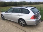 BMW 320 voor export, Auto's, BMW, Zwart, 4 cilinders, Leder, 5 deurs