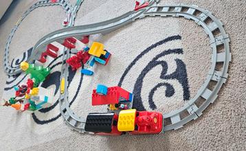 Lego Duplo trein + extra spoorwegen + kerstset erbij., Enlèvement, Duplo