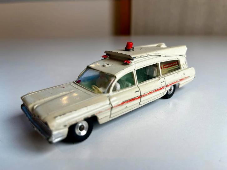 Unieke Ambulance SUPERIOR CRITERION | Dinky Toys 1960s, Hobby en Vrije tijd, Modelauto's | 1:43, Gebruikt, Overige typen, Dinky Toys