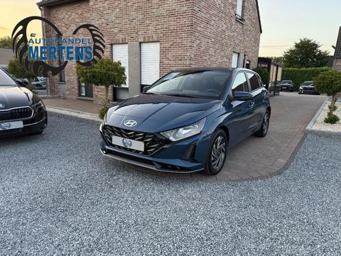 Hyundai i20 FAMILY 1.0 T-GDI 100PK DCT AR/CAM NAV NIEUW 0KM, Auto's, Hyundai, Bedrijf, Te koop, i20, ABS, Achteruitrijcamera, Airbags