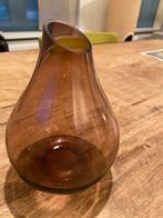 Vaasje lichtwijnrood in perfecte staat, Huis en Inrichting, Woonaccessoires | Vazen, Ophalen of Verzenden, Zo goed als nieuw