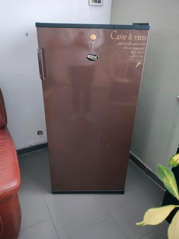Cave à vins Climadiff CV14LX, Enlèvement, Utilisé
