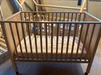 Lit en bois bebe childwood, Kinderen en Baby's, Babywiegjes en Ledikanten, Ophalen, Zo goed als nieuw, Ledikant