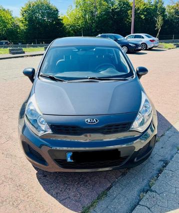 Kia rio 101.000 km 2015 benzine beschikbaar voor biedingen