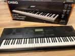 Piano CASIO WK 6600, Muziek en Instrumenten, Ophalen, Zo goed als nieuw