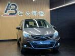 Toyota Yaris 1.4 D * GARANTIE 12 MOIS * 1ER PROP (bj 2015), Auto's, Stof, Gebruikt, 4 cilinders, 1545 kg
