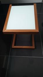 Duitse moderne bijzettafel, Ophalen, Zo goed als nieuw, Glas
