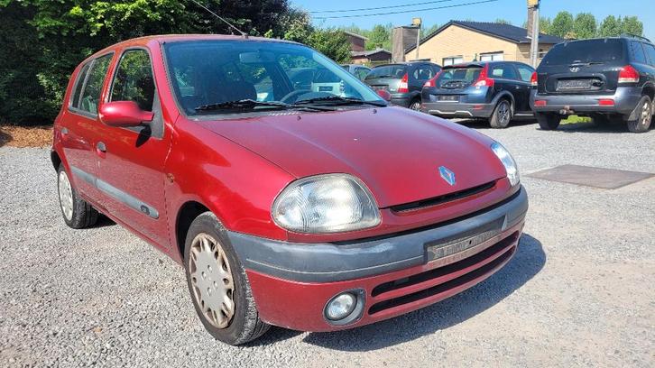 renault clio 1100cc benzine 169000km 5 deurs, Auto's, Renault, Bedrijf, Te koop, Clio, ABS, Airbags, Boordcomputer, Centrale vergrendeling