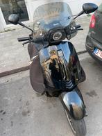 Vespa sprint a klasse, Fietsen en Brommers, Ophalen, Nieuw, Benzine, 50 cc
