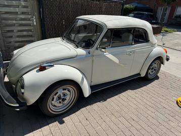 VW VOLKSWAGEN KEVER CABRIO TRIPLE WHITE 79, Autos, Oldtimers & Ancêtres, Cabriolet, 2 portes, Particulier, Cuir synthéthique