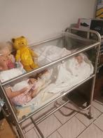 Glazen moederhuis bedje, Enlèvement