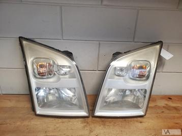 Ford Transit 2006 - 2014 koplamp rechts passagier zijde €50 beschikbaar voor biedingen