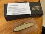 Victorinox Pioneer Alox Gold Limited edition 2019, Collections, Collections Autre, Comme neuf, Enlèvement ou Envoi