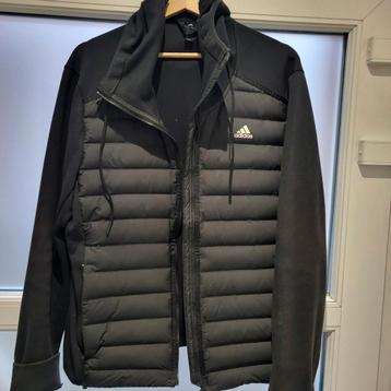 Heren kleding adidas en hugo boss  disponible aux enchères