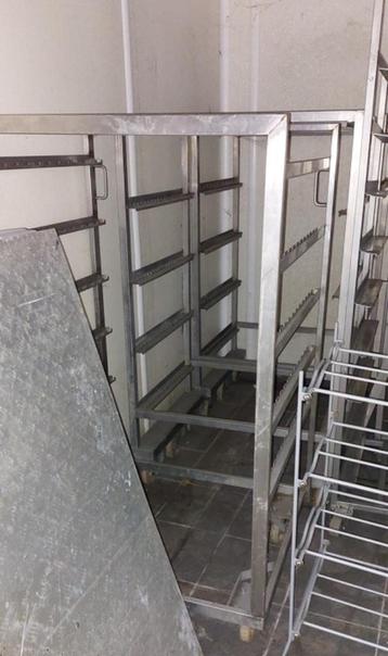 Inox vleeskarren beschikbaar voor biedingen