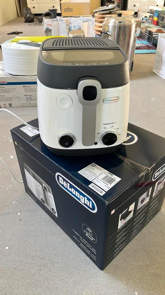 De’Longhi FS 6067, Electroménager, Friteuses, Neuf, Enlèvement