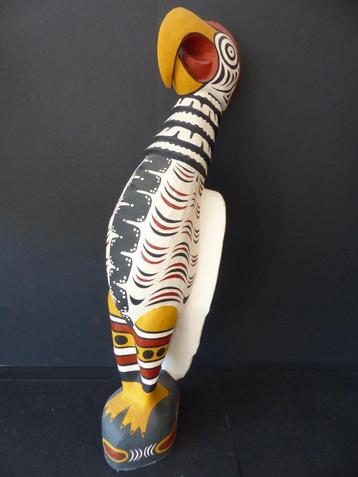 2 vogelbeelden uit papua nieuw guinea beschikbaar voor biedingen