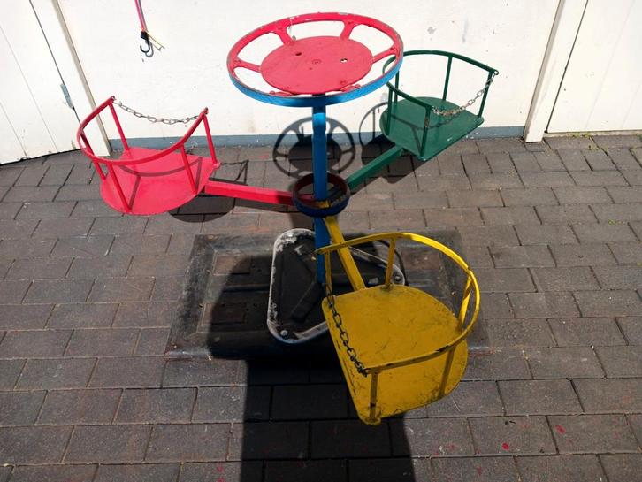 Kinder draaimolen 3zits carrousel kermis speeltuin, Antiek en Kunst, Curiosa en Brocante, Ophalen