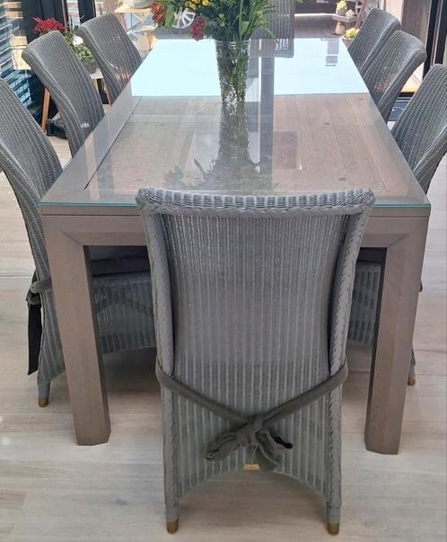Eettafel met rieten stoelen, Huis en Inrichting, Complete eetkamers, Gebruikt, Ophalen