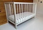 Babybed met Matras en Aerosleep matrasbeschermer, Kinderen en Baby's, Kinderkamer | Bedden, Ophalen, Matras