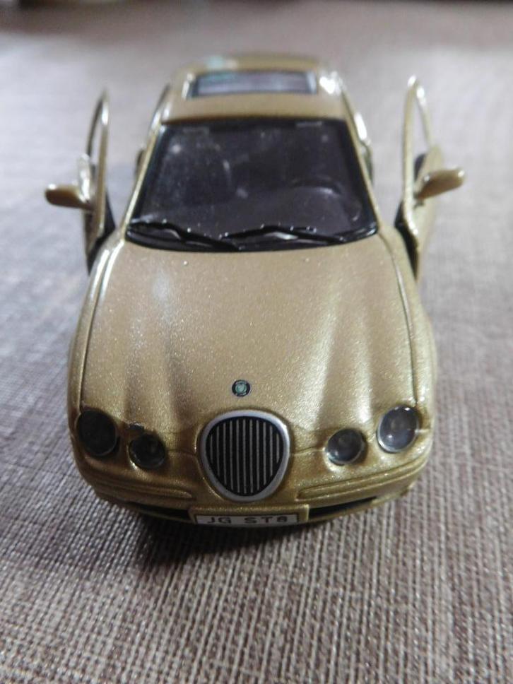 Hongwell Jaguar S-Type miniatuur, Hobby en Vrije tijd, Modelauto's | 1:43, Gebruikt, Auto, Overige merken, Ophalen of Verzenden
