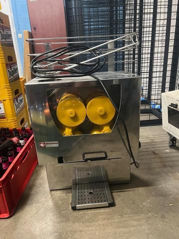 Press agrumes automatique, Enlèvement, Comme neuf, Électrique, Presse-agrume